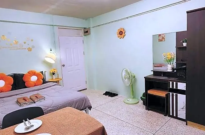 803-stp Homely Free Wi-fi And Near Bts Line Hotell Bangkok
